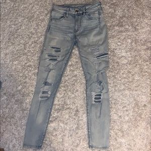 Light wash American Eagle jeans